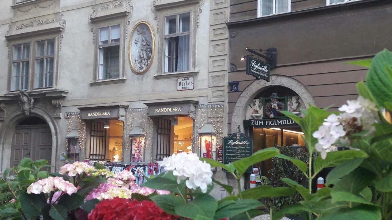 At St. Stephan Wien Exterior foto